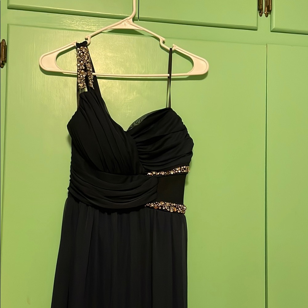 Elegant Navy Blue One-Shoulder Dress
